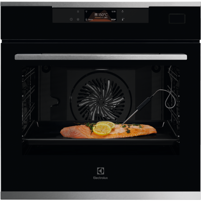 Electrolux 800 SteamBoost ugradna rerna