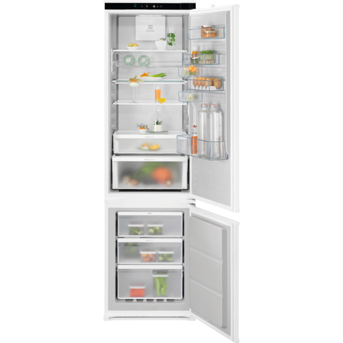 Electrolux 700 GreenZone Fridge Freezer 188.4 cm