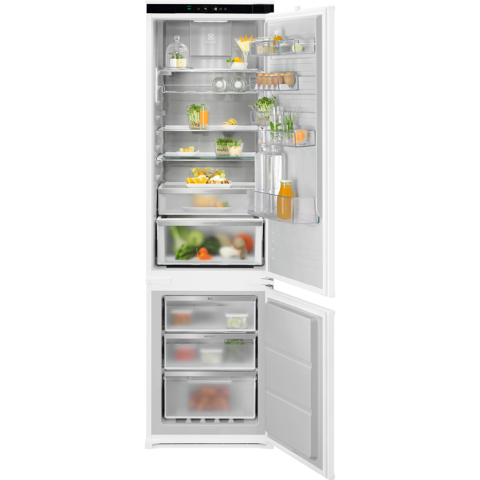 Electrolux 800 Cooling 360° Fridge Freezer 188.4 cm